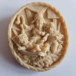 Vintage brooch Nativity Scene tan cream color Mary Joseph Baby Jesus pin